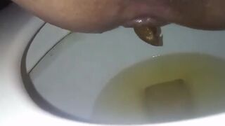 Girl pooping - video 86, ScatKings.com Scat Porn 18 ScatKings.com Scat Porn